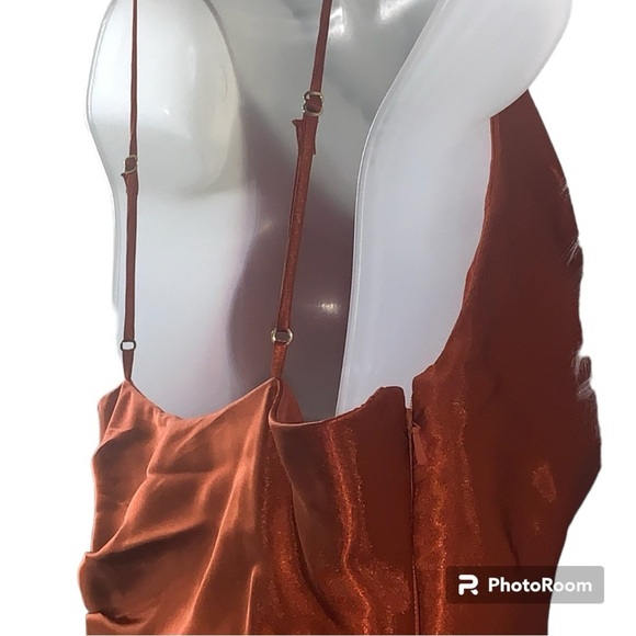 DAVIDS BRIDAL “Galina Signature”  BRIDESMAIDS DRESS - Picture 4 of 9